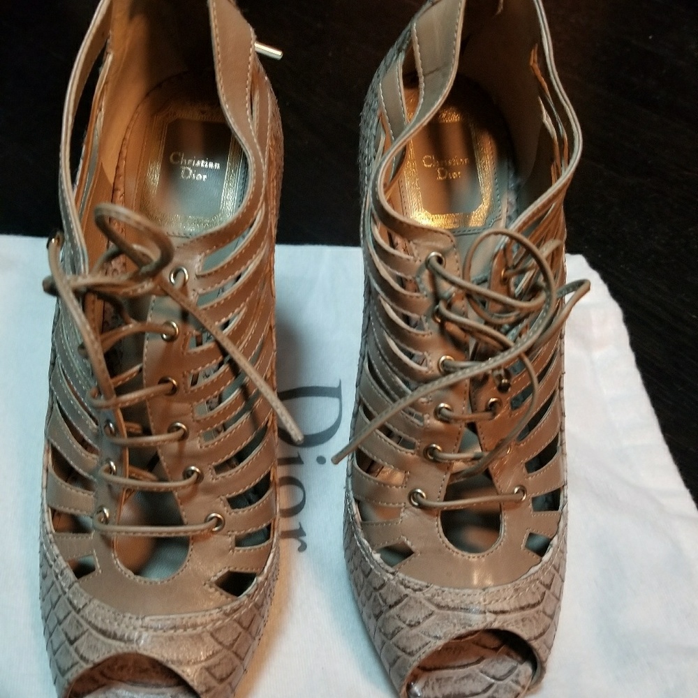 Christan Dior lace-up sexy peep toe shoe / bootie - Picture 5 of 7